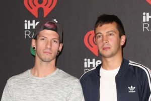 Twenty One Pilots показали, как снимать клипы в карантине