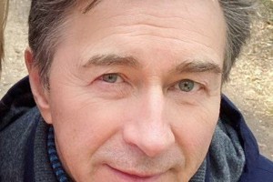 Валерий Сюткин зарабатывает на онлайн-корпоративах в самоизоляции