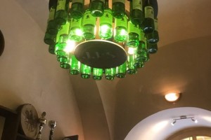 Австрийцев снова стали пускать в пабы и рестораны.