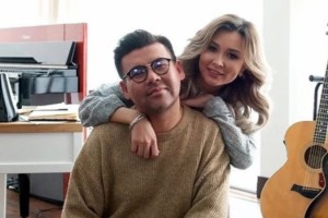 "Все завершится". Ренат Гайсин посвятил казахстанцам песню