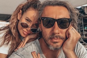Айза Анохина боится лишиться сына