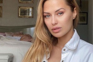 Сотрудники полиции задержали Викторию Боню в аэропорту Парижа