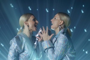 Anna Maria перепели «Две звезды» Кузьмина и Пугачевой