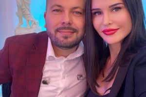 «Я ВЫЙДУ НА СЦЕНУ ДЛЯ НЕЕ»: СУМИШЕВСКИЙ НЕ БУДЕТ ОТМЕНЯТЬ КОНЦЕРТЫ ПОСЛЕ СМЕРТИ ЖЕНЫ