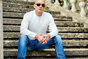 Алелксандр Малашенков - поэт, автор программ, конкурсов, фестивалей, ведущий радио Океан Плюс