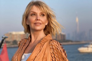 Валерия выпустила в свет новую песню Максима Фадеева и клип «Синица»