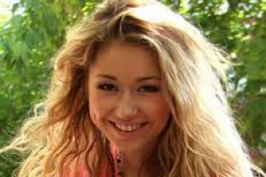 Лера Козлова стала новой участницей «5sta Family»