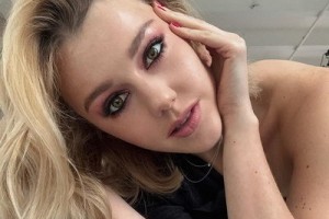 Юлианна Караулова: «Песни нам писал Ваня Ургант»