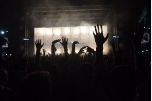 Эксперты предрекли откат концертной индустрии в России к уровню 2017 года