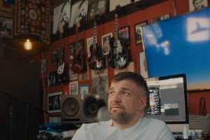 Mirele научила мужчин признаваться в чувствах к котикам в новом клипе