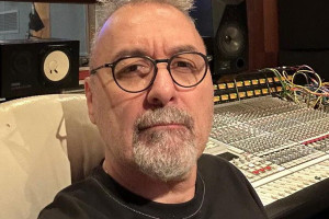«Крематорий» проведет конкурс красоты на летнем концерте