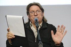 Юрий Лоза призвал молодежь копить на пенсию