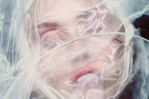 «Secrets» — это песня в стиле софт-рок и баллада