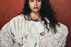 9 октября 2025 года Кара сообщила, что расширенное издание Love & Hyperbole выйдет 24 октября 2025 года