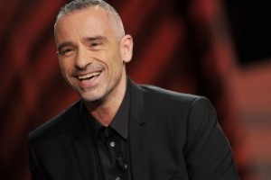 ЭРОС РАМАЗЗОТТИ ПРЕДСТАВИЛ НОВЫЙ КЛИП