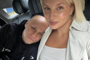 Солист группы «Банд’Эрос» Александр Устьянцев впервые стал отцом после 11 лет брака