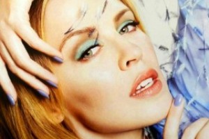КАЙЛИ МИНОУГ ПРЕДСТАВИЛА ТРЕКЛИСТ АЛЬБОМА “KISS ME ONCE”