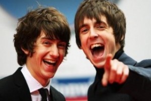 LAST SHADOW PUPPETS ЗАПИСАЛИ ВТОРОЙ АЛЬБОМ