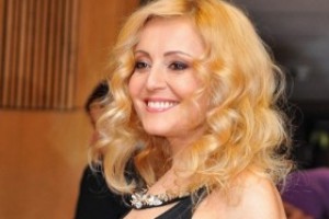 Певица Анжелика Варум презентовала зажигательный клип.