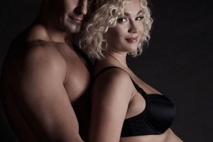 Откровенная фотосессия Стаса Костюшкина и его жены