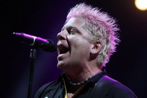 Лидеру группы «The Offspring» исполнилось 50 лет .