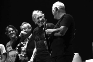 Кандидат в президенты США пообещал воссоединить Pink Floyd