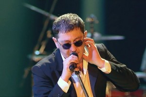Григорий Лепс спел в московском метрополитене