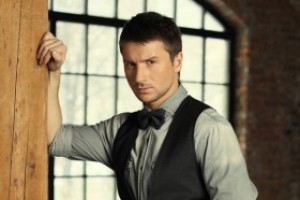 ЛАЗАРЕВ ПРЕДСТАВИЛ ТИЗЕР КЛИПА НА ПЕСНЮ ДЛЯ "ЕВРОВИДЕНИЯ"