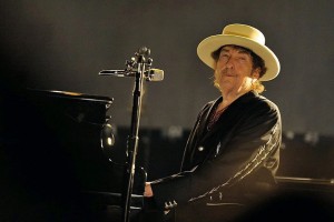 Боб Дилан выпустит новый альбом Fallen Angels этой весной