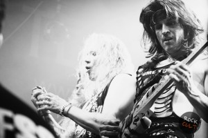 Гитариста Steel Panther не волнует, что группу считают пародийной