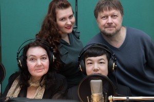 Сергей Симанов, Людмила Царёва и Динмухаммед Таштанов  в проекте «Привет! Это – я!»