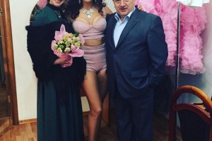 Эвелина Бледанс раскритикована из-за откровенного наряда
