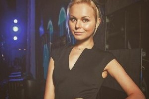 АЛИСА ВОКС ЗАПИСАЛА КАВЕР НА ИЗВЕСТНЫЙ ХИТ "СКРЯБИНА"