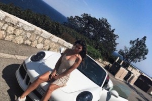 Анна Седокова очаровывает фанатов своим телом