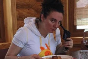 Елена Ваенга поскандалила с поклонниками