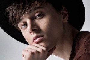 ALEKSEEV ПРЕДСТАВИЛ ПОКЛОННИКАМ СВОЙ НОВЫЙ КЛИП