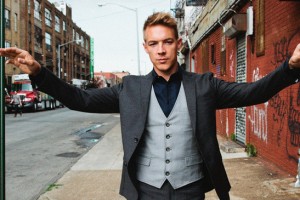 DIPLO / Подождите немного