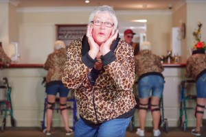 80-летние бабушки пересняли клип Тейлор Свифт