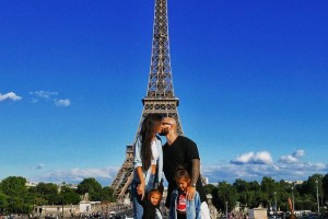 Праздник продолжается: рэпер Джиган увез семью в Париж