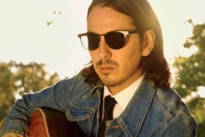 ПЕСНИ УЧАСТНИКА ГРУППЫ THE BEATLES ДОПИШЕТ ЕГО СЫН