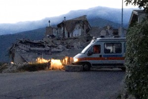 Мощное землетрясение произошло в центральной Италии, есть жертвы