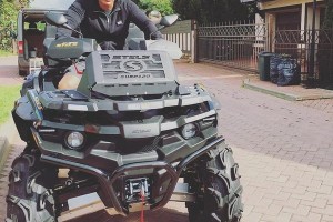 Ксения Бородина трогательно поздравила мужа с Днем рождения и показала подарок