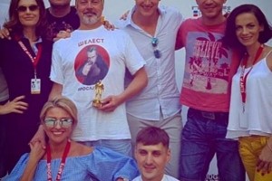 Екатерина Архарова прошлась по красной дорожке с Павлом Делонгом