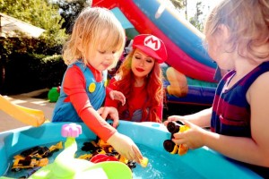 Кристина Агилера устроила вечеринку в честь 2-летия дочери в стиле Марио