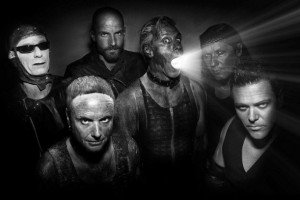 Клавишник Rammstein Кристиан «Флэйк» Лоренц говорит, что группа работает над новым материалом, но он не знает, когда новый диск будет готов.........