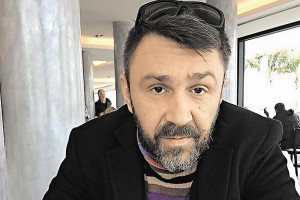 Сергей Шнуров показал свою дочь