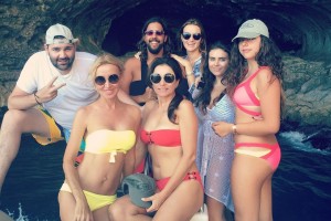 51-летняя жена Игоря Крутого в бикини затмила дочерей