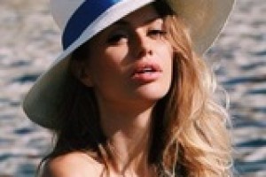 Невеста миллионера из Монако Виктория Боня сама показала "голый" компромат.