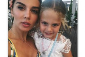 Экс-участница «ВИА Гры» рассказала о попытке бывшей свекрови отобрать ее дочь