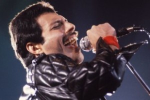 Группа "Queen" опубликовала неизвестную версию песни "We Will Rock You"